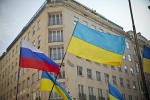 Russia, Ukraine agree to sea, energy truce; Washington seeks easing of sanctions