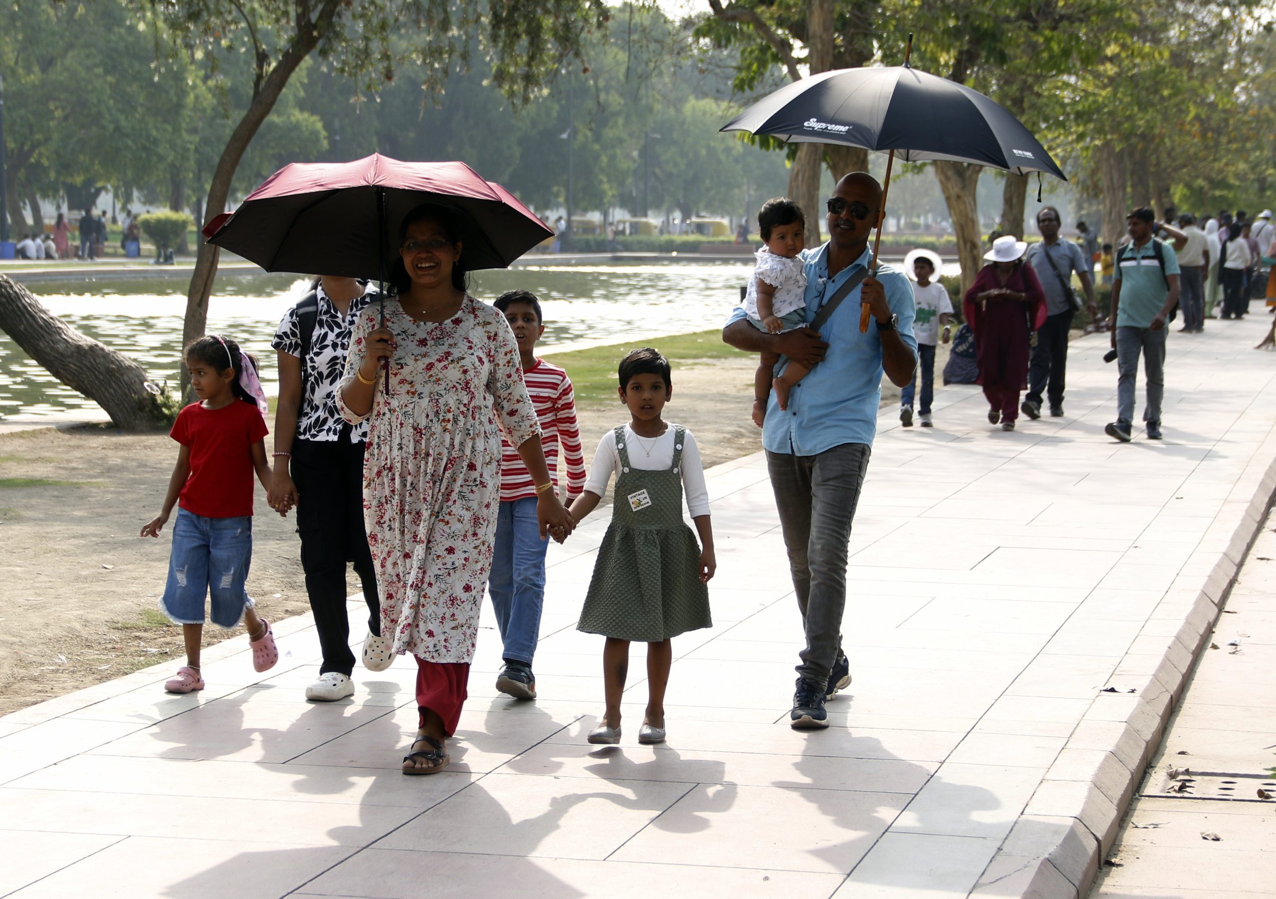 Delhi-NCR swelters under severe heatwave; IMD warns temperature may hit 47 degrees