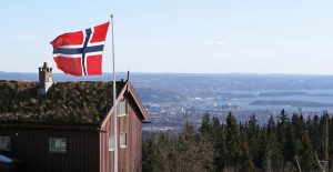Norway won't exit landmine treaty, foreign minister says