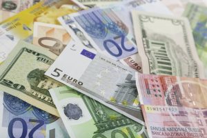 Dollar sinks to decade-low vs Swiss franc as US hit by loss of confidence