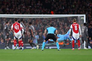Rice's stunning free kick double fires Arsenal to 3-0 win over Real Madrid