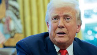 Trump eases auto tariffs burden as Lutnick touts first foreign trade deal