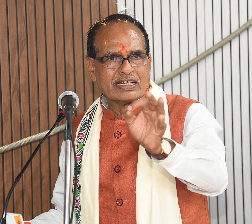 Leaders hail Shivraj Chouhan’s book ‘Apnapan’ on PM Modi as guide for aspiring politicians