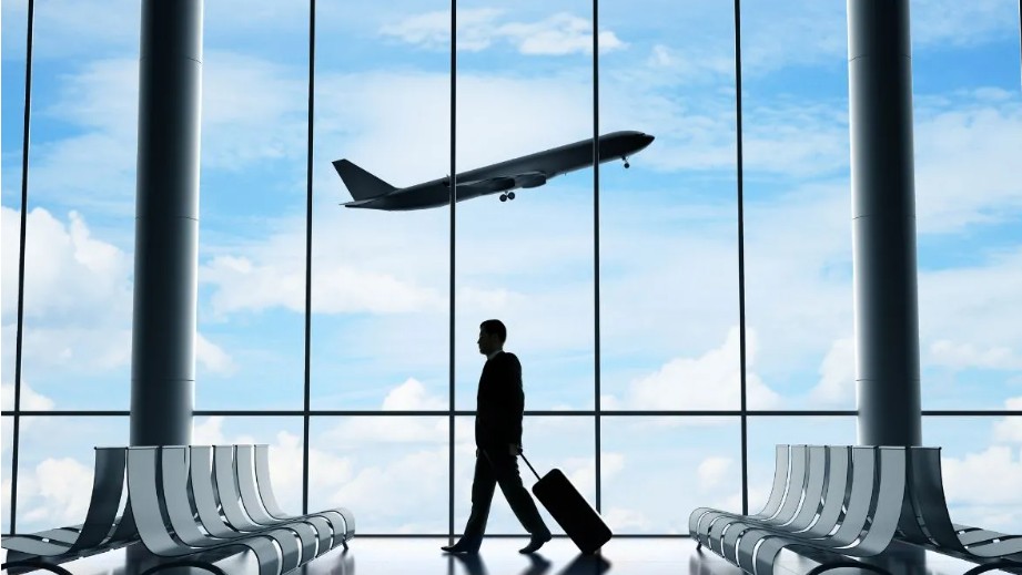 24 airports shut, airlines issue travel advisories amid India-Pakistan tensions