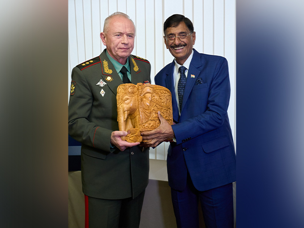MoS Defence Sanjay Seth meets President Putin, thanks Russia for support in fight against terrorism