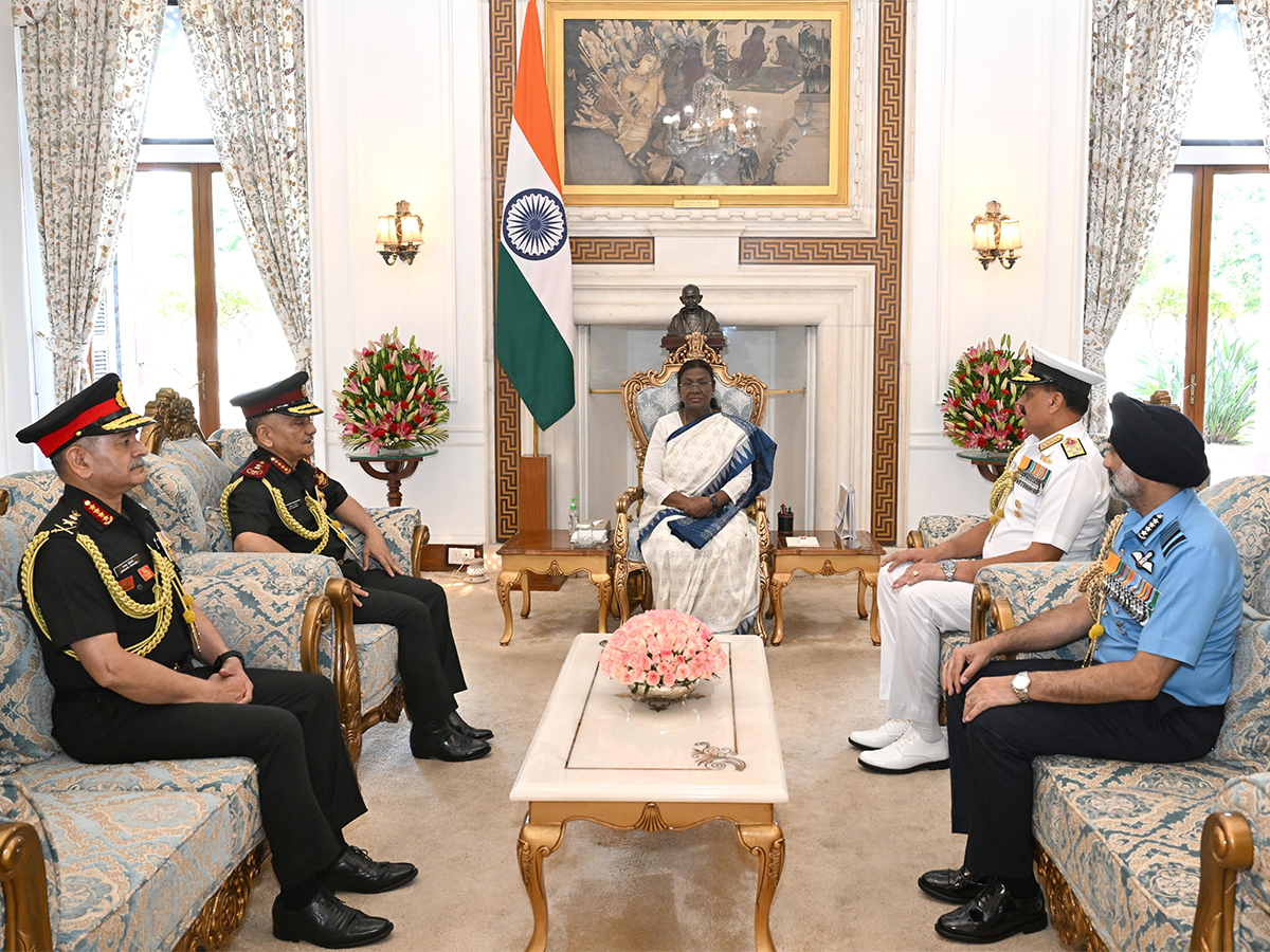 President Murmu briefed on Operation Sindoor, lauds armed forces for counter-terror success