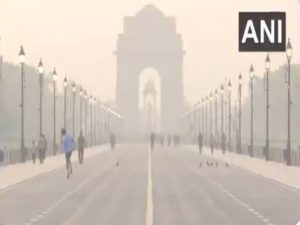 Delhi's air quality dips to 'very poor'; Wazirpur, Mundka cross 400 AQI mark