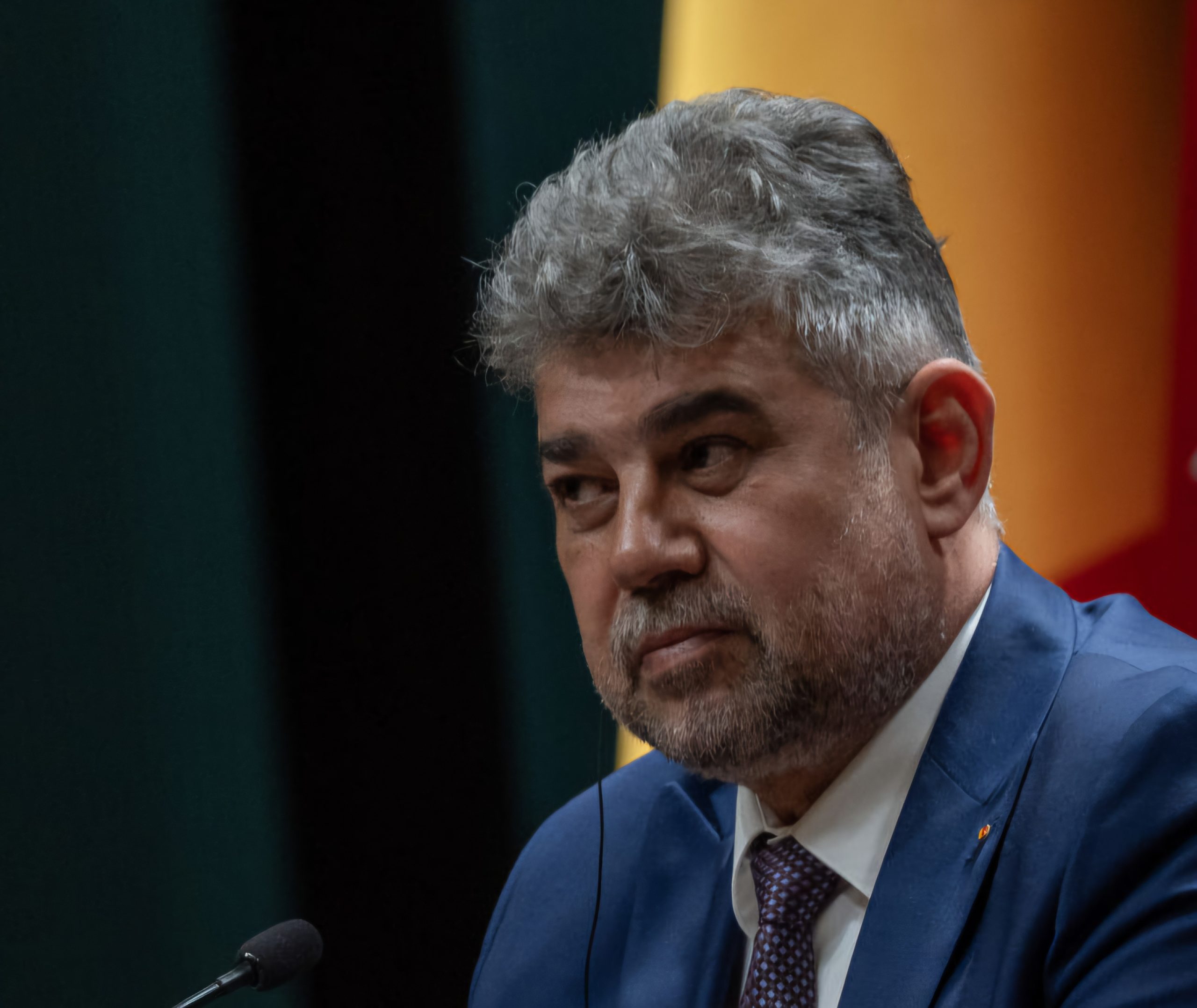 Romania PM resigns after far-right wins first-round of president vote