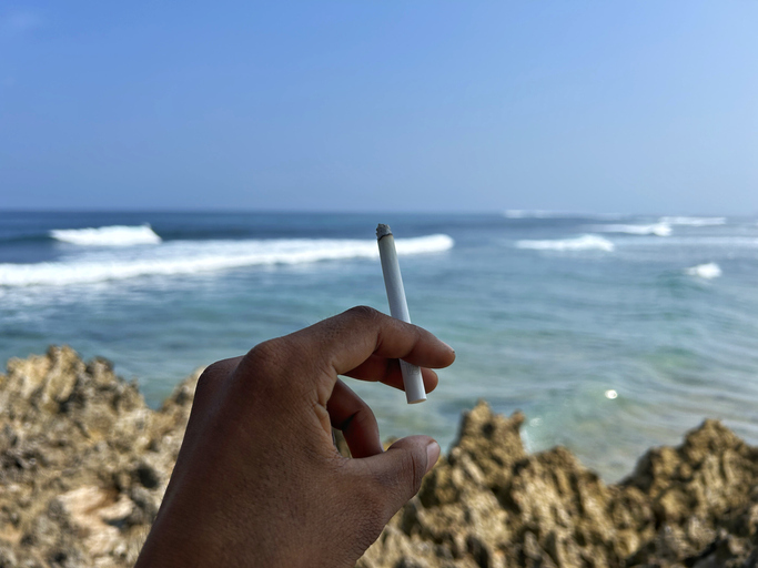 France to ban smoking at beaches, parks and outside schools to protect children
