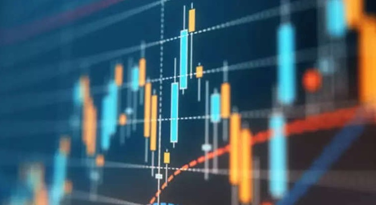 Indian stocks extend rally; Sensex gains nearly 300 points