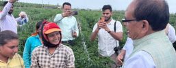 Shivraj Singh Chouhan interacts with farmers in Pune, announces tough measures against fake agro inputs