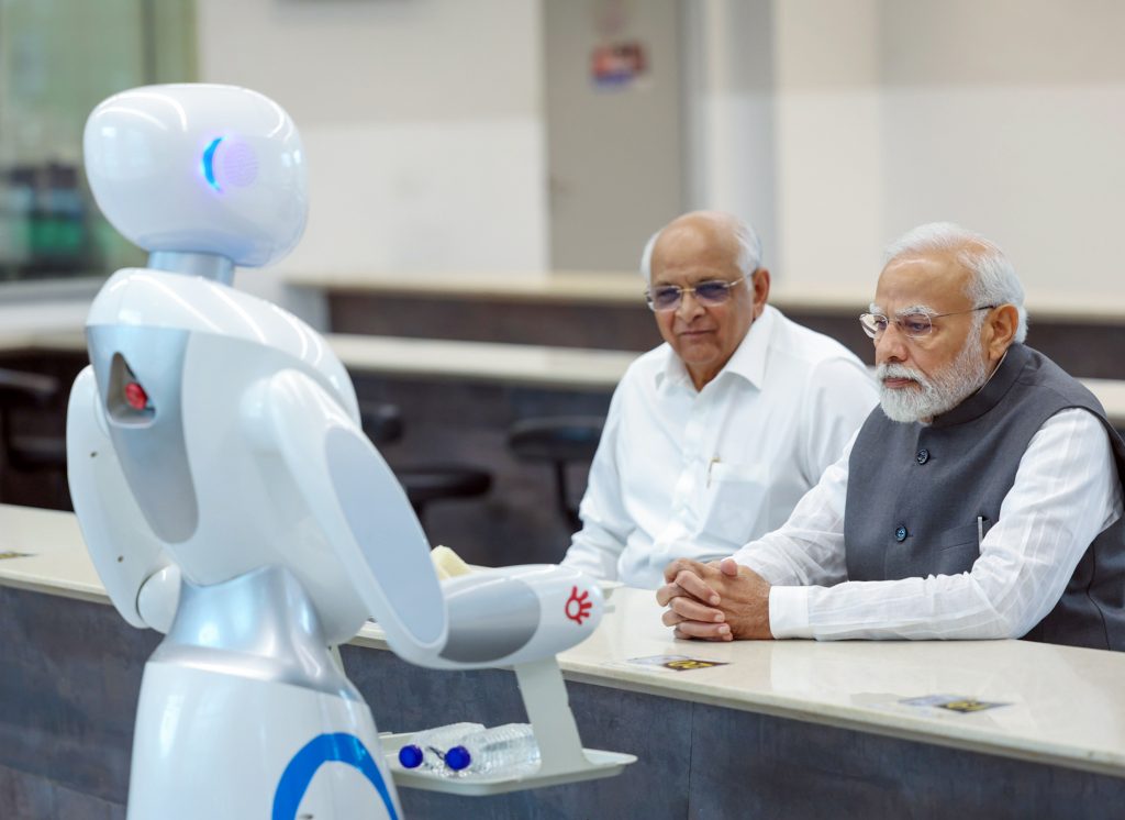 Prime Minister Narendra Modi visits Robotics Gallery