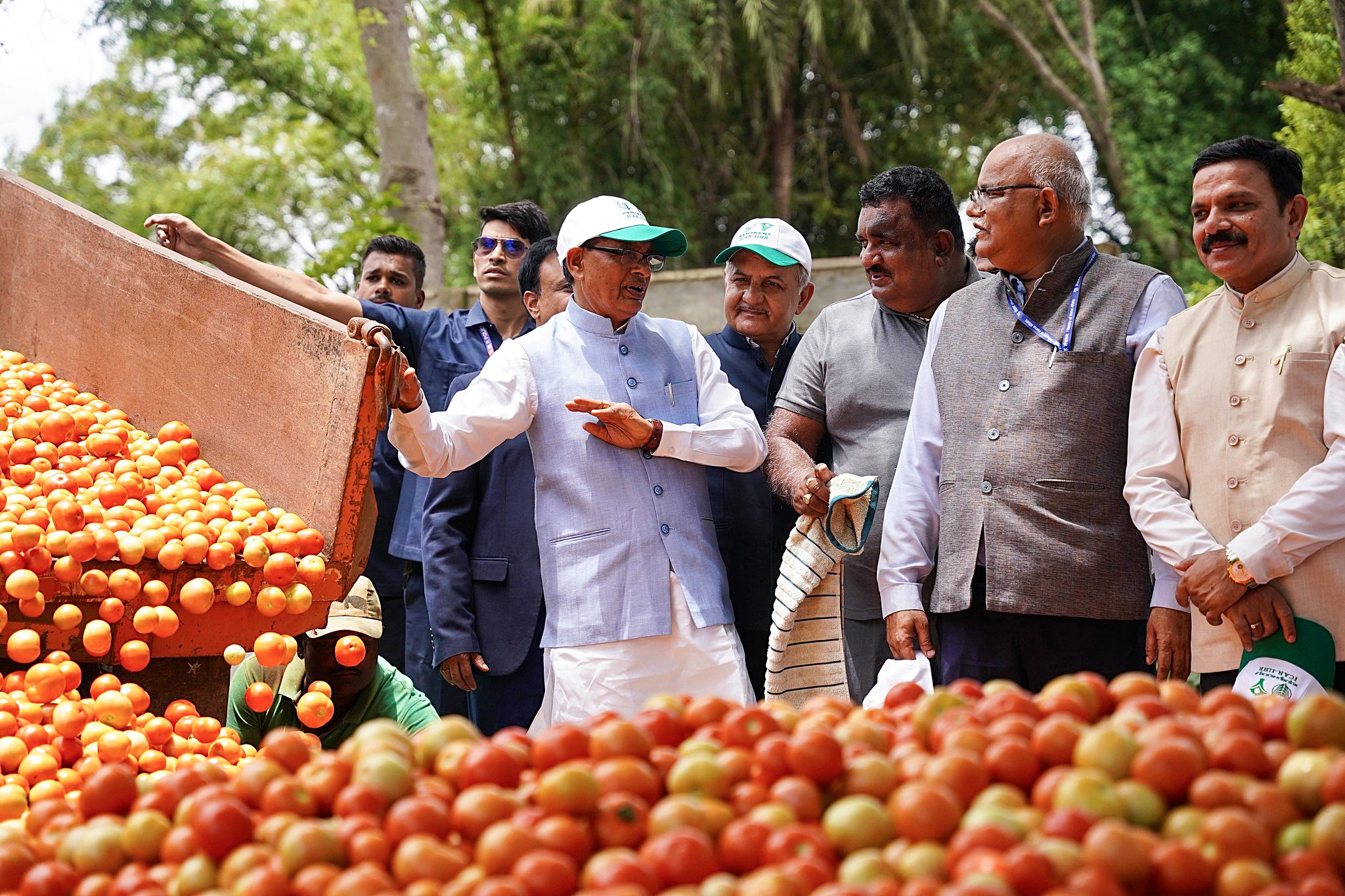 Centre reaches out to farmers across 700 districts under Viksit Krishi Sankalp Abhiyan