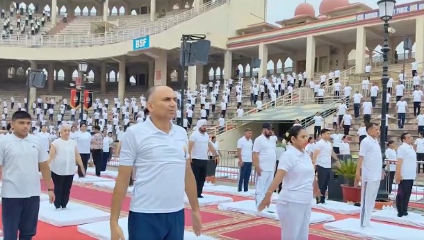Grand Yoga Day event held at Attari-Wagah border