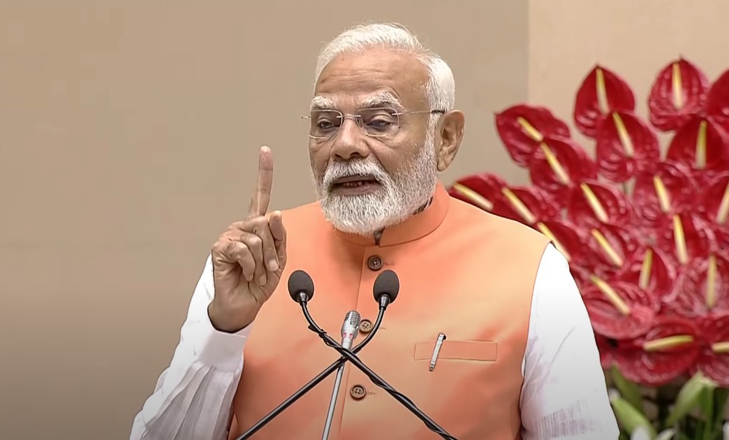 ‘Guiding light for social justice’, PM Modi inaugurates centenary celebration of Sree Narayana Guru-Gandhi talks