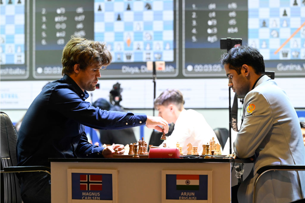 Carlsen puts meltdown behind him to win Norway Chess tournament