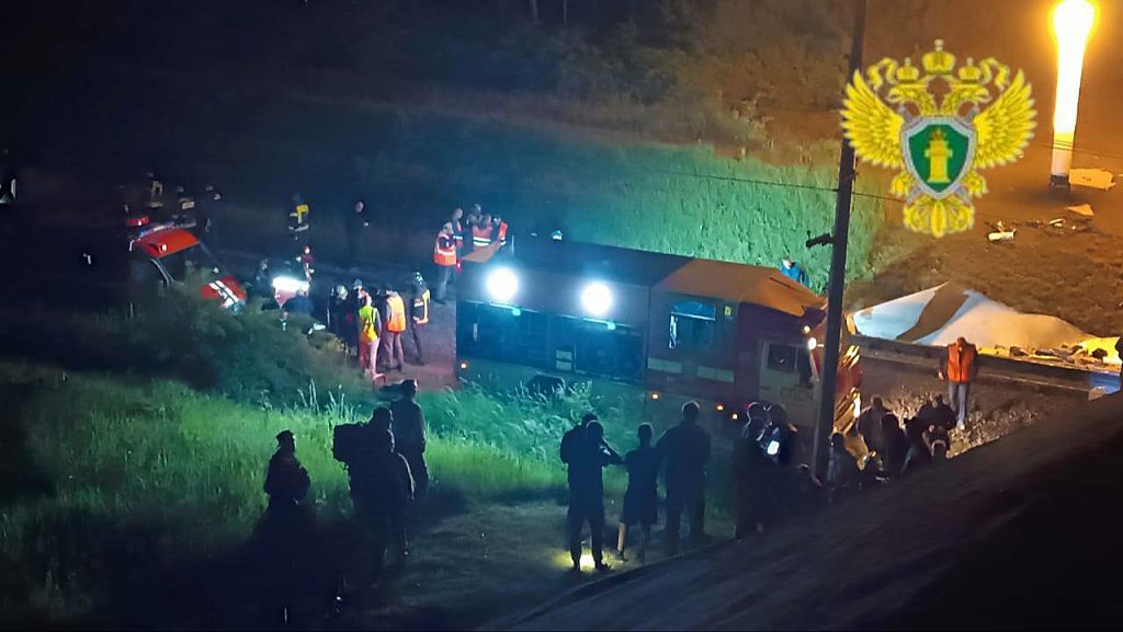 Bridges collapse in 2 Russian regions bordering Ukraine, 7 dead