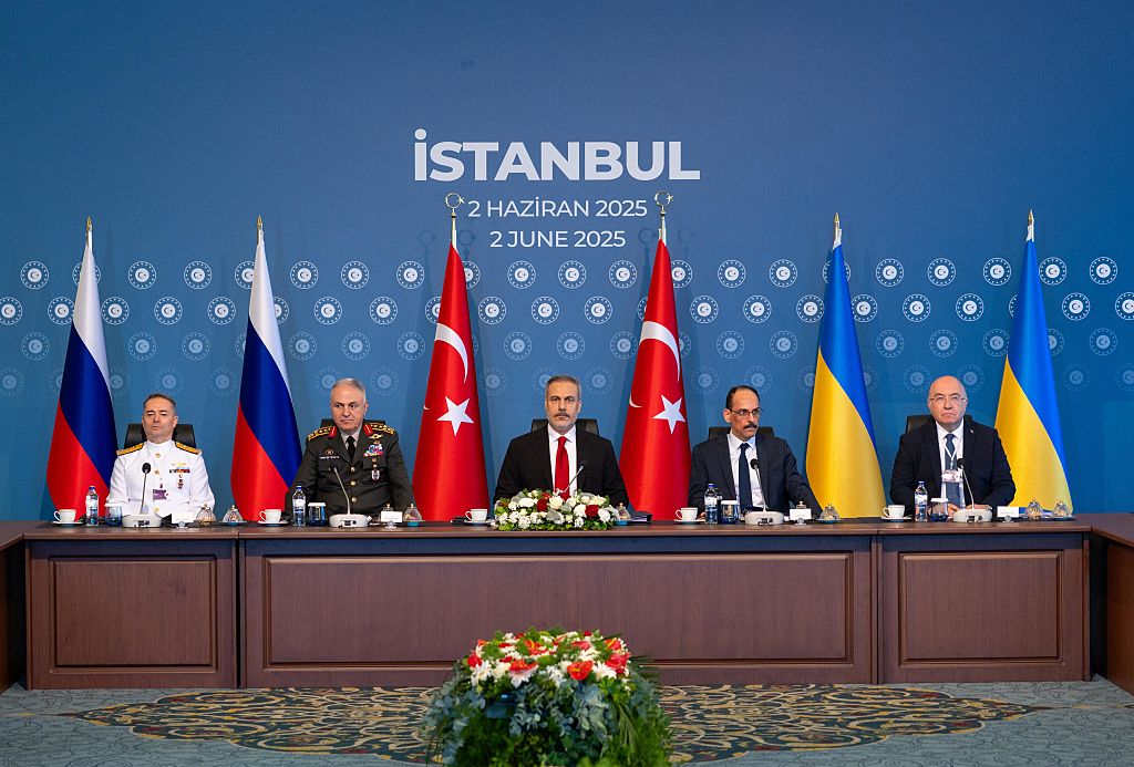 Russia sets out punitive terms at peace talks with Ukraine