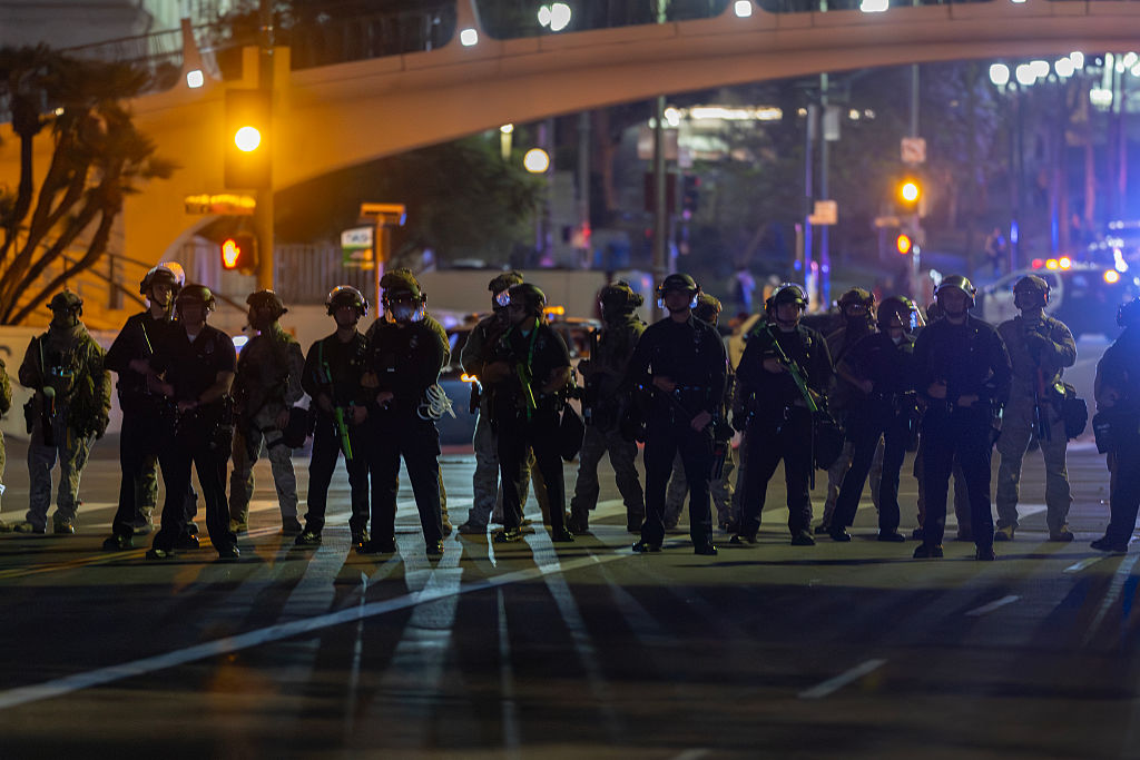 U.S. to deploy 4,000 National Guard troops, 700 Marines to Los Angeles amid ongoing protests