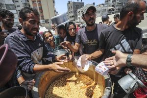 Weaponisation of food in Gaza constitutes war crime, UN rights office says