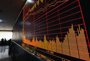China's May exports slow, deflation deepens as tariffs bite