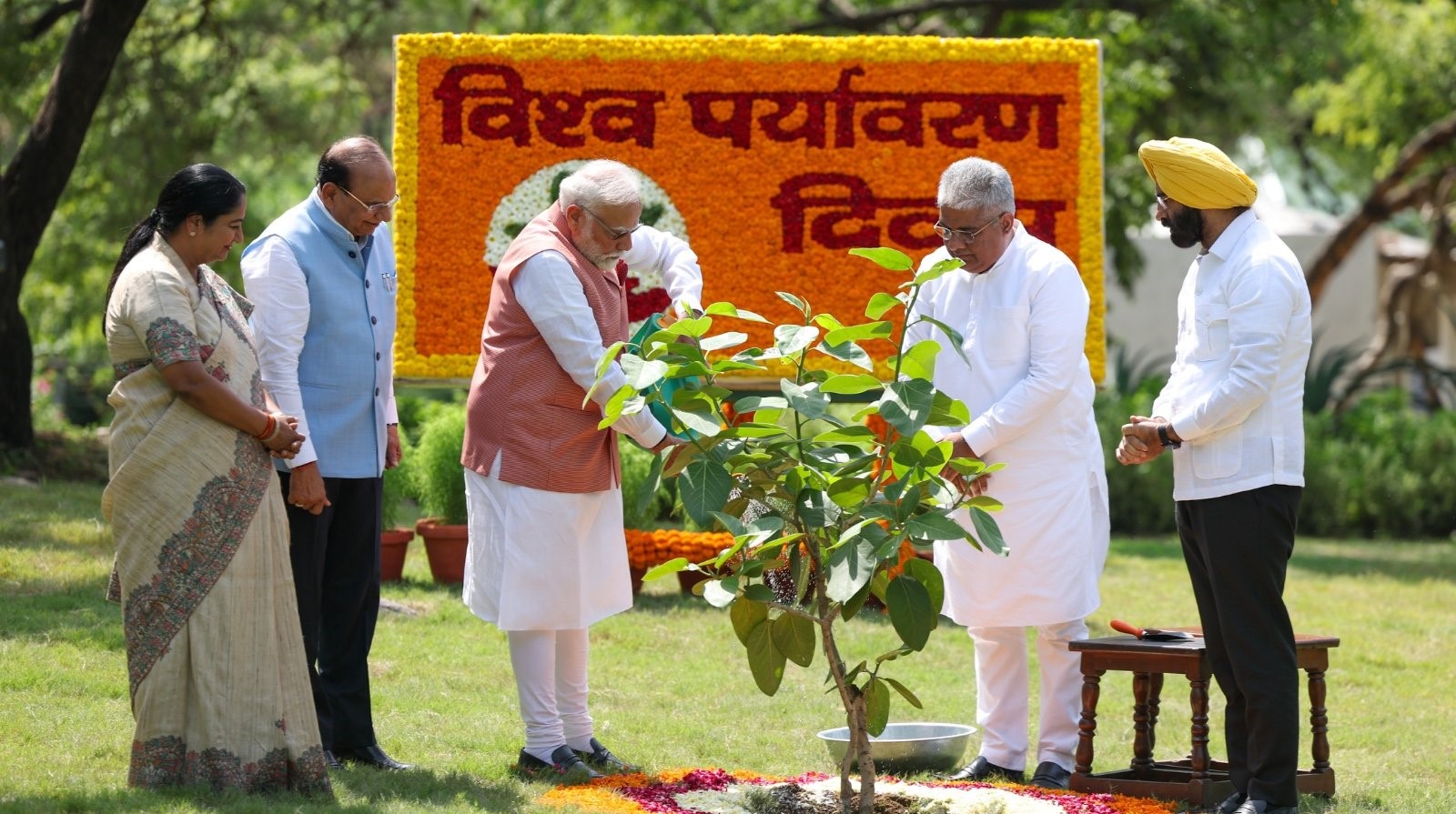 PM Modi plants sapling in Delhi, pushes Aravalli Green Wall Project on World Environment Day
