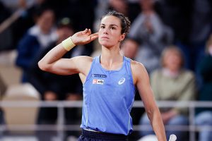 Boisson lights up French Open, Sinner and Djokovic book semi-final showdown