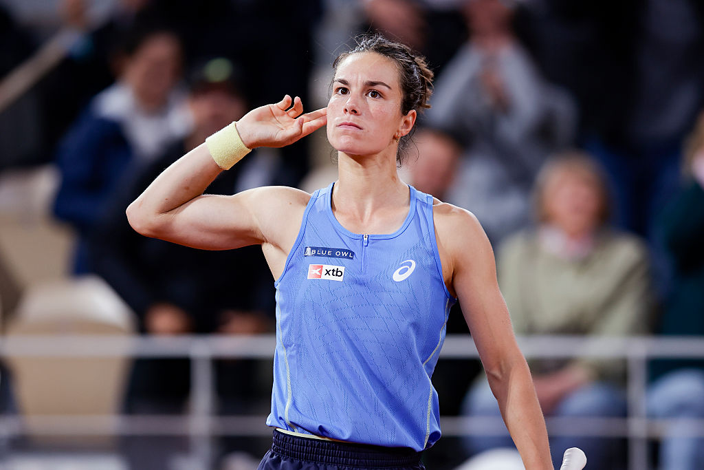 Boisson lights up French Open, Sinner and Djokovic book semi-final showdown