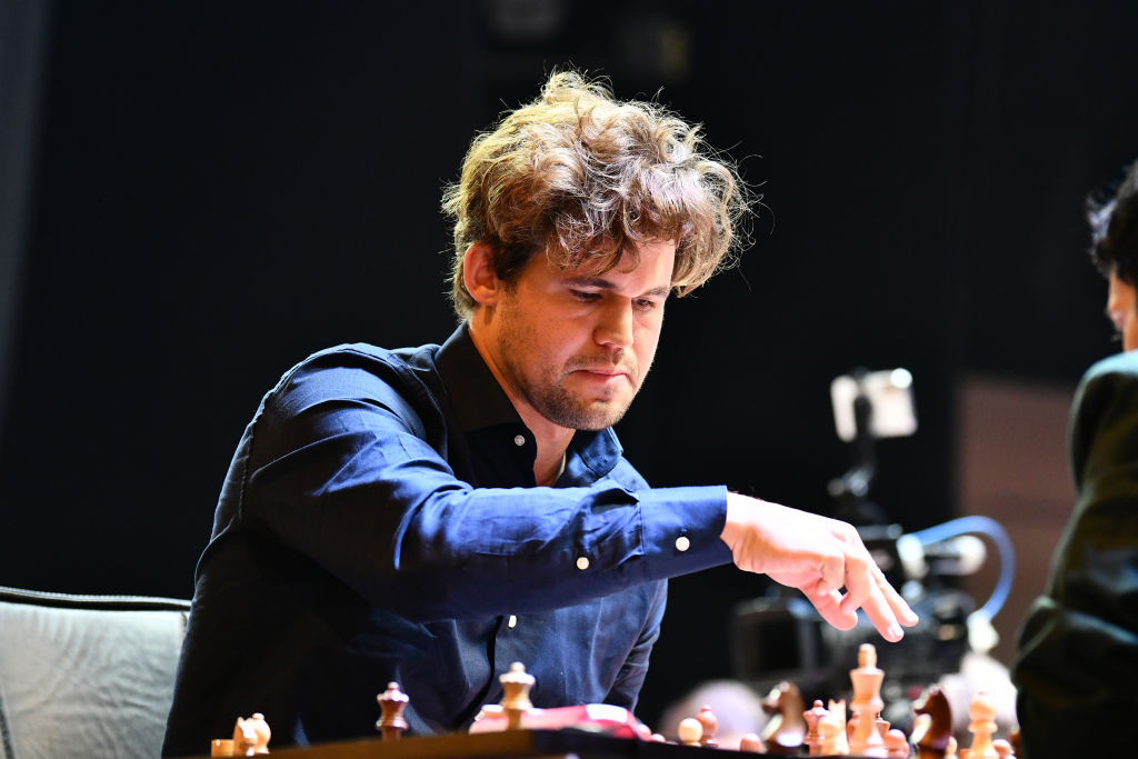 What’s the point in standard chess, Carlsen wonders after table slam