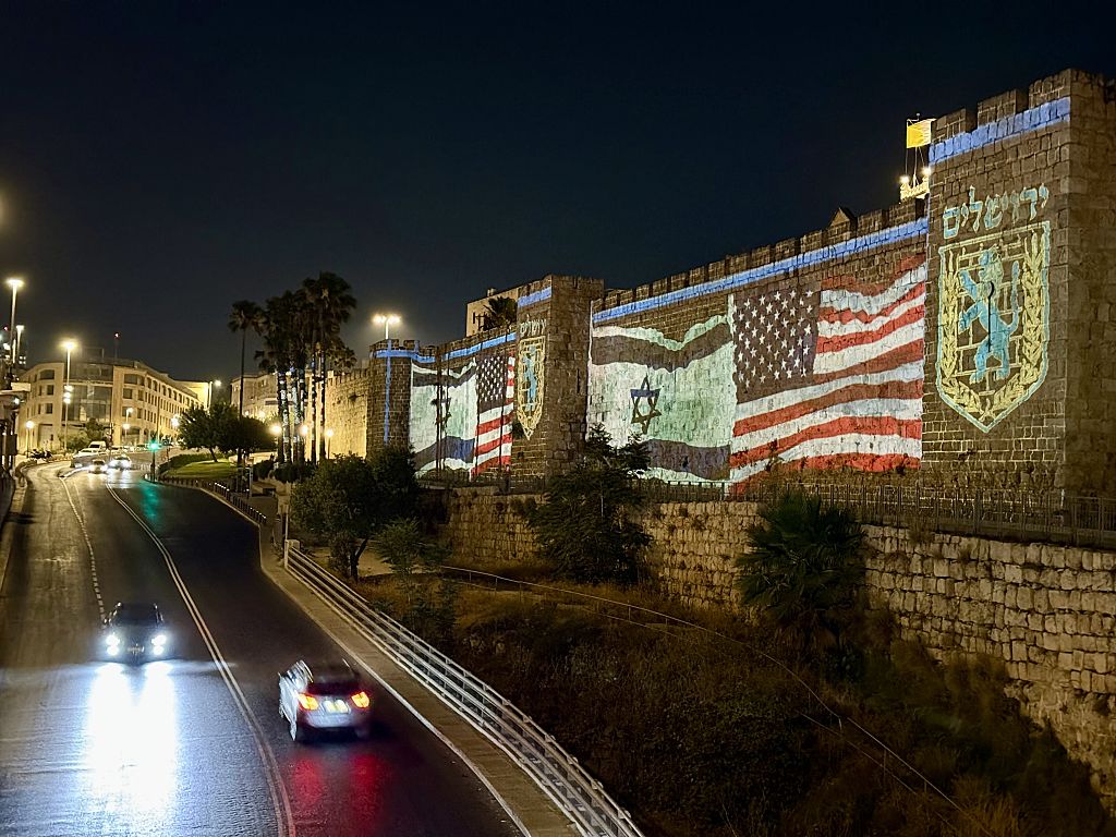 Missile Alarms in Jerusalem as U.S.-Iran Tensions Ignite New Escalation in West Asia