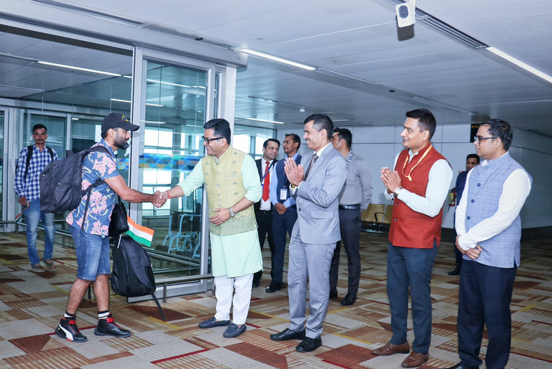 Operation Sindhu: 2,295 Indians evacuated from Iran, 604 from Israel as India steps up rescue efforts