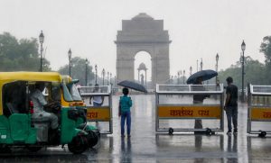 High humidity persists in Delhi despite temperature dip; IMD issues yellow alert for rain