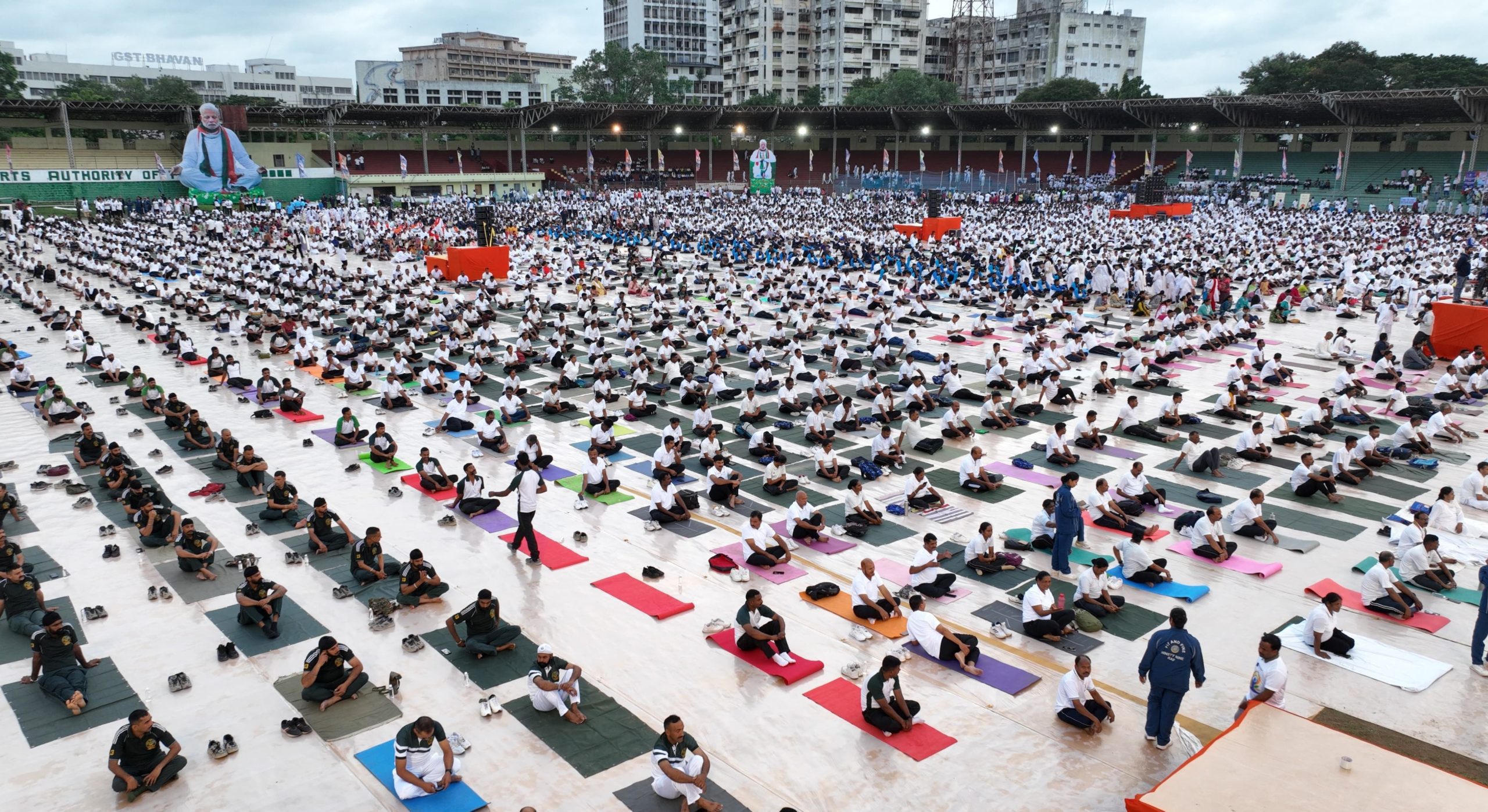 Ministry of Mines celebrates IDY 2025 with mega event, 35,000 attend in Hyderabad