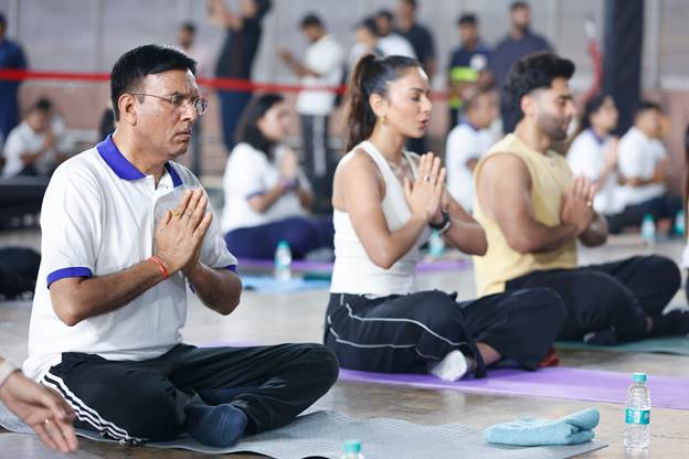 Over 1,500 join Union Sports Minister in Yogathon marking International Yoga Day