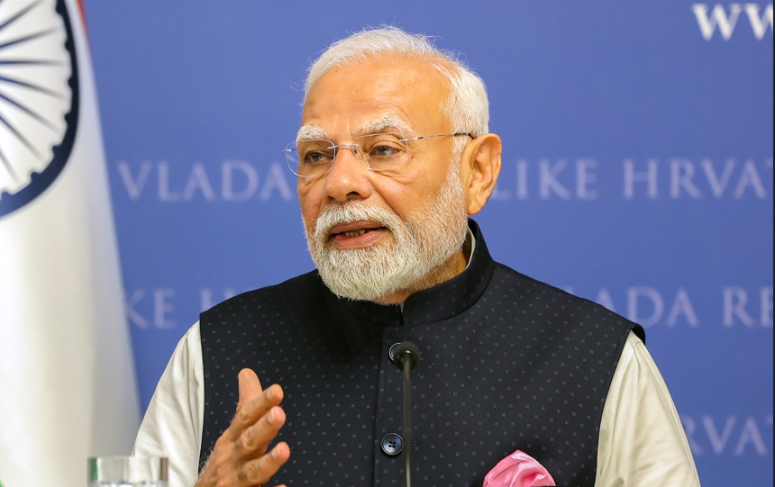 Emergency imposers murdered Constitution, intended to enslave judiciary: PM Modi in ‘Mann ki Baat’