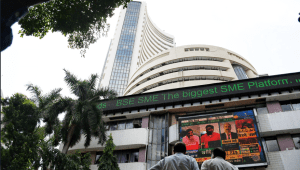 Sensex surges 1,000 points; banking and heavyweight stocks gain
