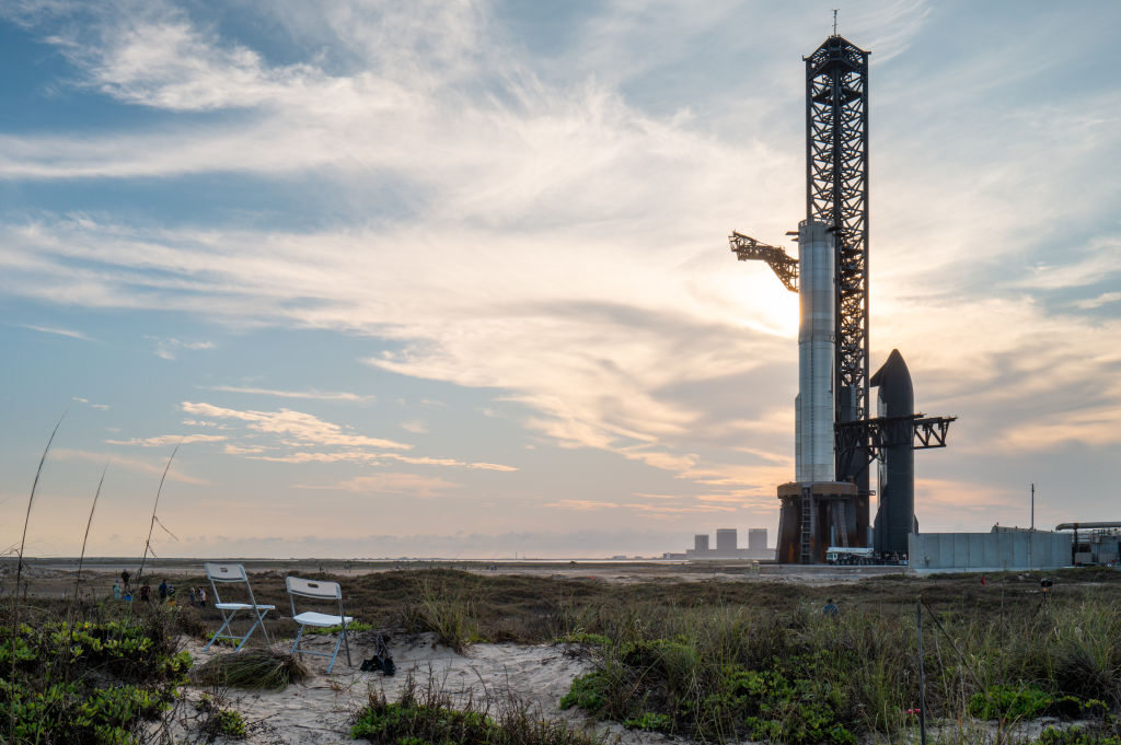 SpaceX Starship rocket explodes in setback to Musk’s Mars mission