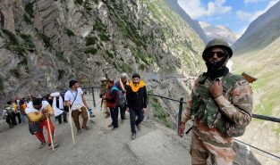 J-K: CRPF 84Bn provides health services to devotees of Amarnath Yatra