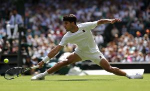 Alcaraz survives Wimbledon scare, Sabalenka serene, but others feel the heat