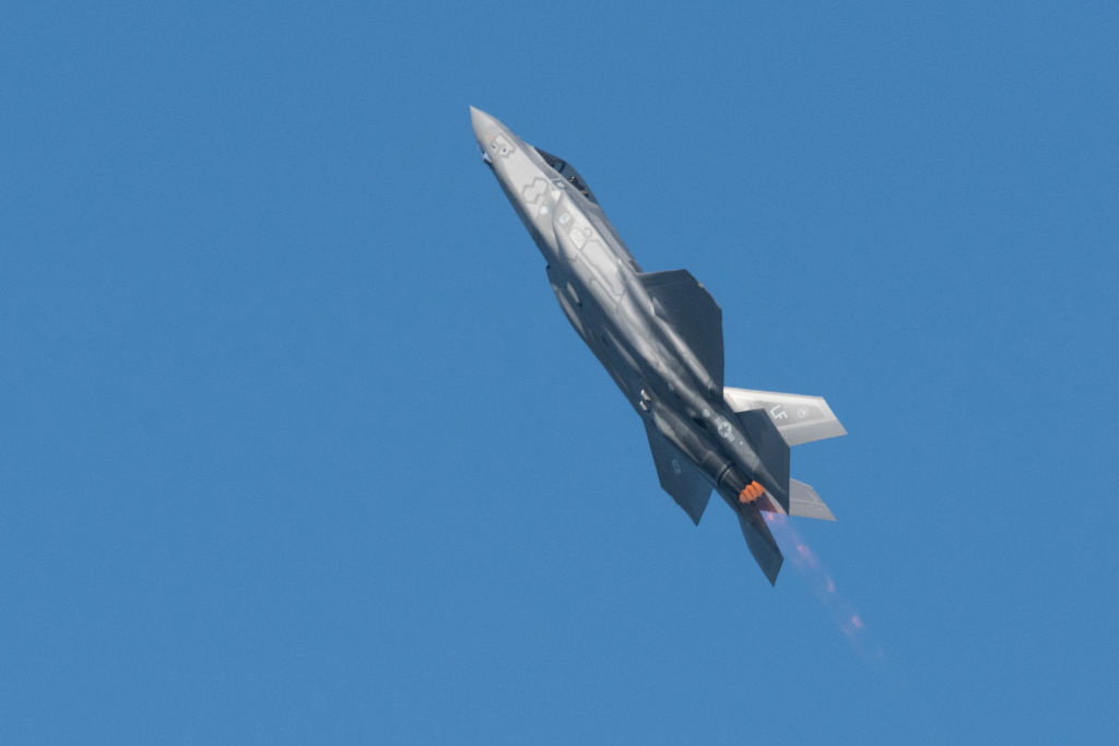 F-35 fighter jet crashes in California, pilot ejects safely
