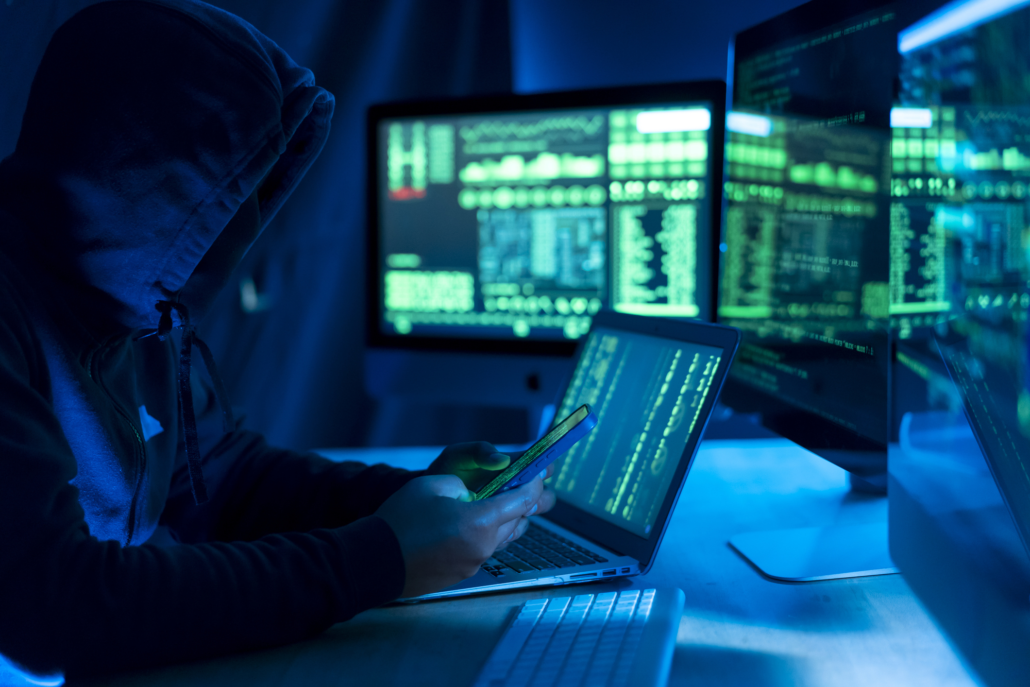 Iran-linked hackers threaten to release Trump aides’ emails