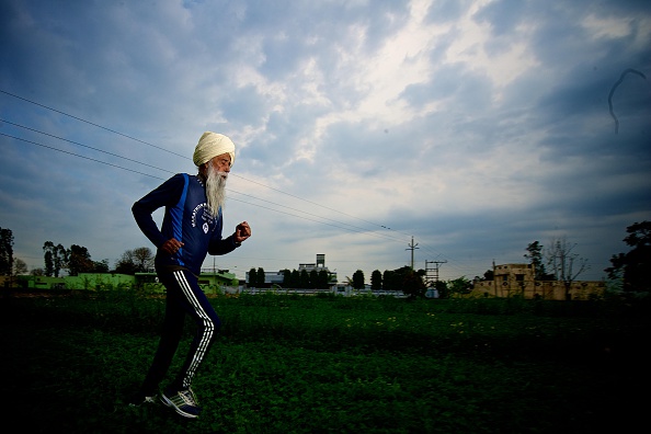 Centenarian marathon runner Fauja Singh dies in a road accident in Punjab