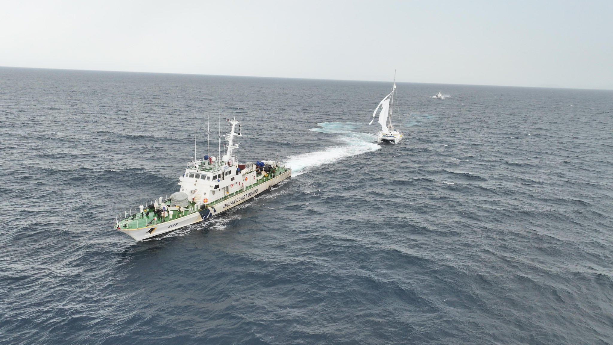 Indian Coast Guard rescues 2 crew members from stranded U.S. vessel off Andaman & Nicobar Islands