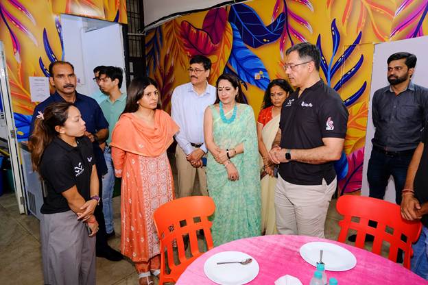 Raksha Khadse visits Khelo India weightlifting academy with Mirabai Chanu