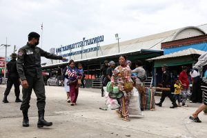 Thai, Cambodian leaders agree to ceasefire after five days of battle