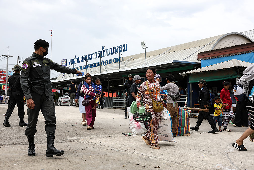 Thai, Cambodian leaders agree to ceasefire after five days of battle