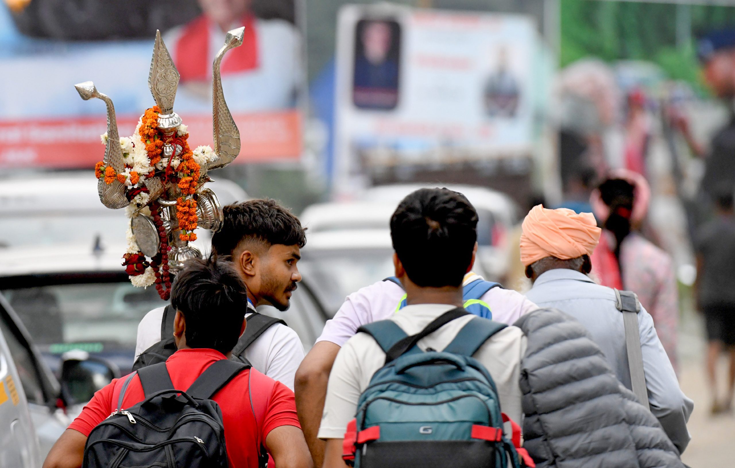 Another batch of yatris leaves for Valley as Amarnath Yatra begins today