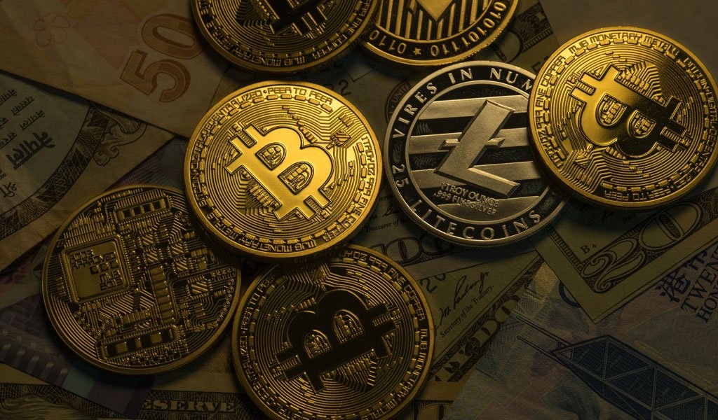 Bitcoin climbs to record $123,000 as US to debate crypto rules