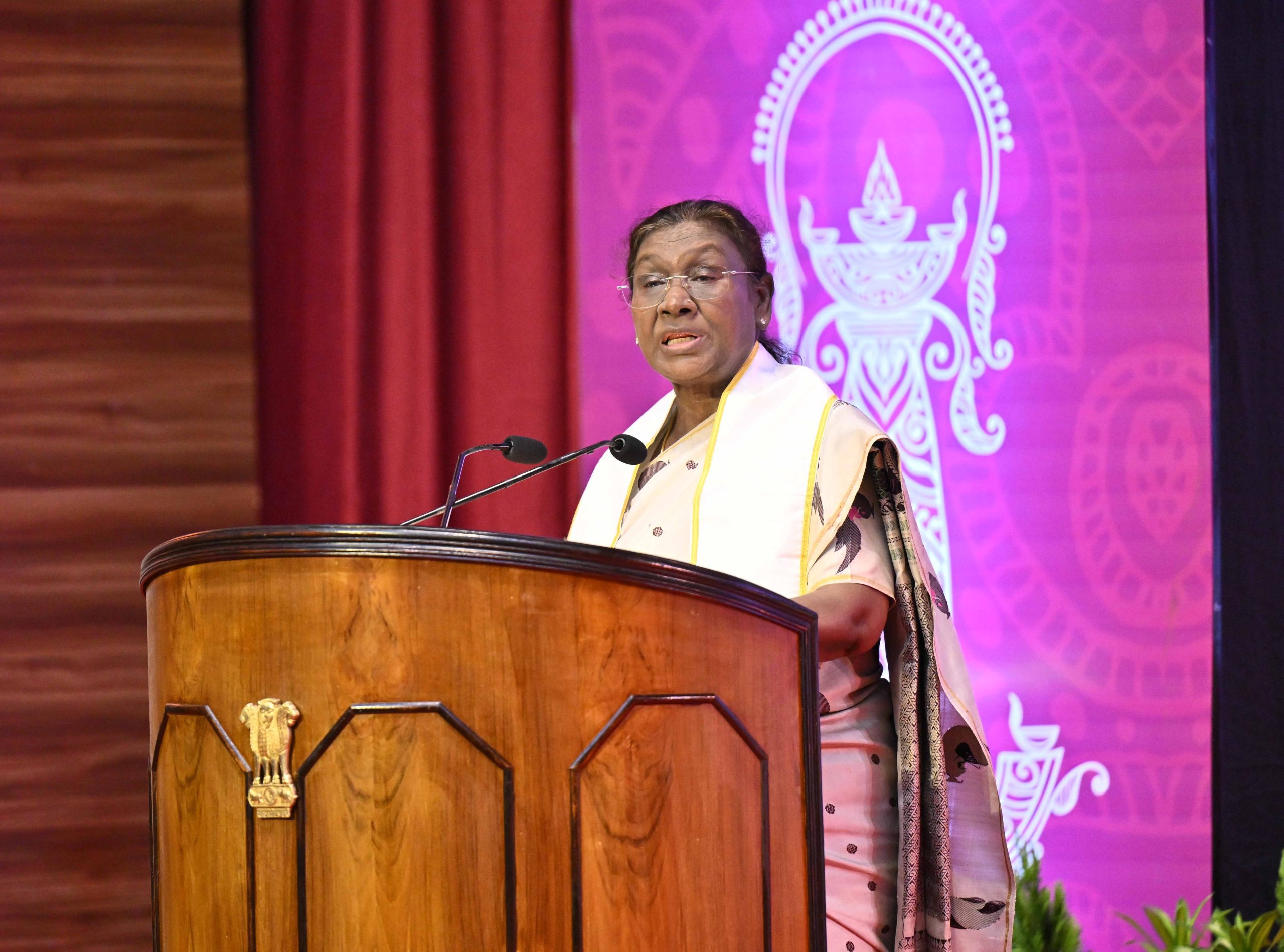 President Murmu graces first convocation ceremony of AIIMS Kalyani