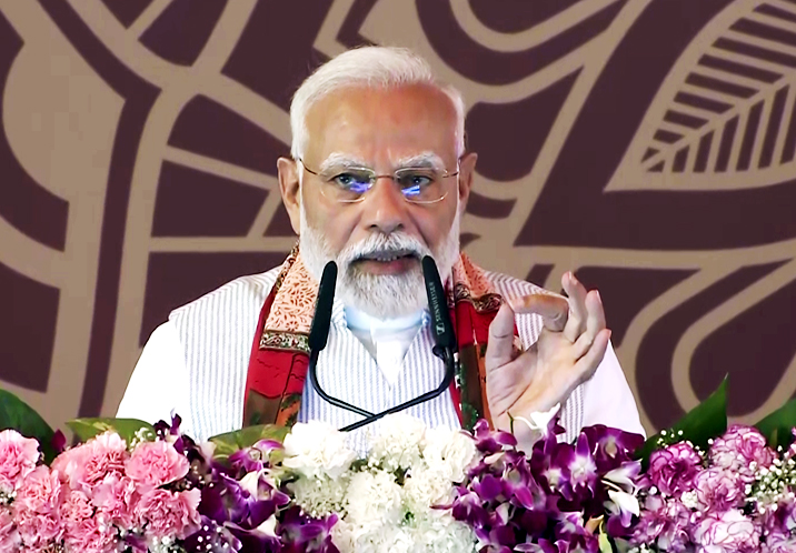 PM Modi inaugurates, lays foundation stone of projects worth Rs 2,200 crore in Varanasi